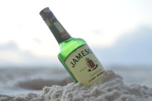 jameson orange old fashioned cocktail served in glass with ice