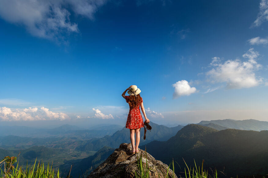 Solo Travel Tips for Beginners First Trip Alone Guide